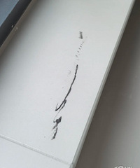求助!切割机弄出来的划痕要怎么办?窗台上…