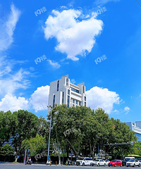 �ۣ��ո������ȥ�������ϵİ��ƶ�俴����������