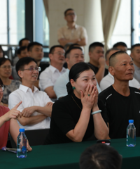 ������ƽ����������ѱ�μӾ����ı���