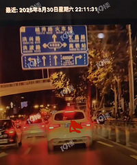 ���˰�����ת������ͣ�³�����������һ��ֱ����