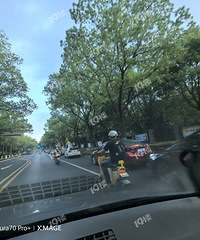 ÿ��ѧУ�мҳ���Ȼ·�߶�ͣ���˳� �ٱ�Υͣ�ᴦ����