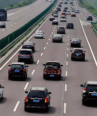 ���ڿ�������̫���ˣ��ͳ����ıȵ糵���� ��װ�䳵���С�