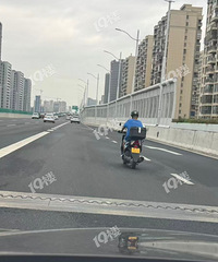 ���˸߼��ϣ������ѵ��ң������������Ҹ����ˡ�