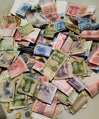 ���ǻ�������㻨Ǯ����˵���ڴ�ѧ��һ�����㻨Ǯ�Ѿ�3k��