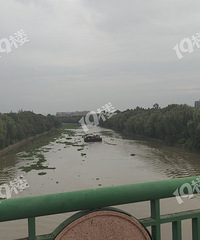 ������·�Ͻ���ˮ��«�����ˣ�