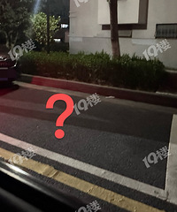 �����ѵĳ�λ�����г���һ������ռ����λ�ã�