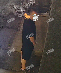 �ع⣡�ڱ��˵��ſ����С����۾��У���ض������������ˣ�