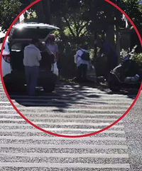 ���������������һ��������أ���һ����Ⱥӿ����