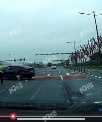 �����ѱ��ϡ�·������·������һ����˹������공�Ŷ���ײ������