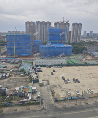 ��������ط�ͻȻ�ֿ������ͣ���ˣ�֮ǰ���Ҳ�Ǻ�ͻȻ�ġ�