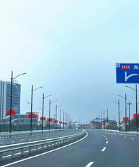 ���ڣ����������ο���·�����ξ��ڣ�ͨ���ˣ�