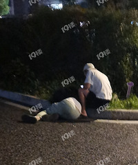 ����ҹ����С����������һͣ�����̻����ߴ�д󺰣���������