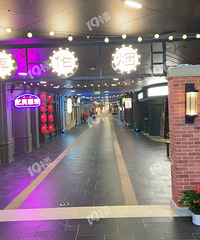 ���˻�վ������ˣ��Ϲ㳡װ�޵�ͦ�ÿ��� ���ж���Ԫ��