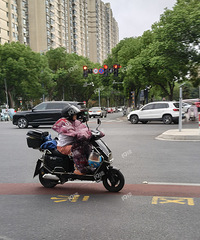 ���˽������¡��轵��������Ѿ�������С��¿���Ϻ񵲷��ˡ�