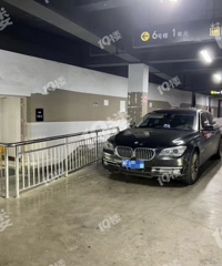 小区地库有业主多次违停 拒不移车!物业上门劝导还被骂…