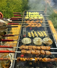 ������ЩĬĬ������С̯���̫�ó��ˣ�