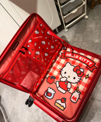 ���ò�˵��ɫ��Hello Kitty�ͻ���̫����