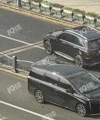 ��ɽ��·�����г���ײ������Ҳû�������³���