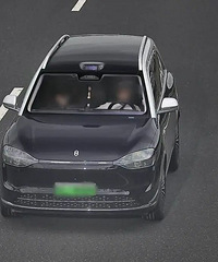 ��Σ�գ�һ�ʽ糵���ڼ��˸����ϡ���˯��ʻ��15���