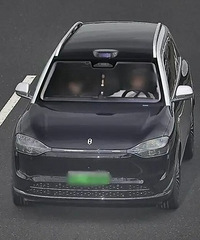 �����ڸ�����100�뿪�� �˺�����˯��