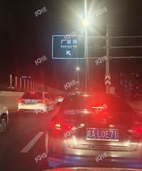 �������߷�ĸ߼ܹ���·�ѵ��µ������ģ�����֪��ɶ�����