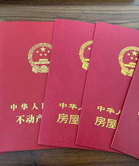 ׷ ɼҸͥȦӼ򵥵Ůʿ