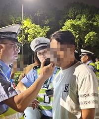 ͩ�������ع⣡��߾ƾ����� 190mg/100mL��