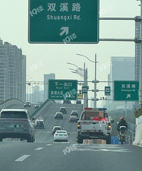 ���������ϸ߼ܣ�Сë¿Ҳ��������û�к��̵Ƶĸо���