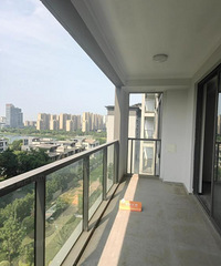 ���м�Դ�Z����143�O�����ǵ÷����е�ͣ�������β...