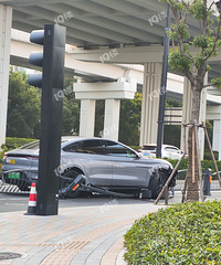 ����߼���һ����ײ����ֱ�ӰѸ������� �������ֻ������·��