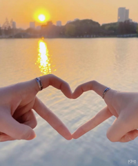 [���]���׶����֤����������ģ�����̫���鱻˦�ˡ�