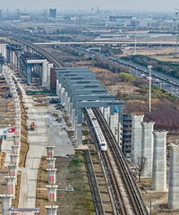 �������������տ���������½�չ�ǡ�