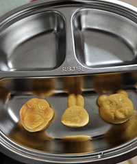 ������ʳ�����У������ֺ��ӱ����е����� �ǲ������׻�ʳ