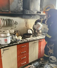 �·����ˣ�¥����ĸ���죬¥�ϳ������