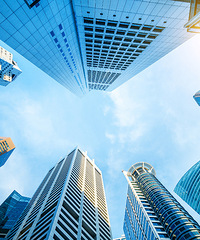 ����ס�����ϳ���Ԥ��200w����Ҫ4�������ĸ���...