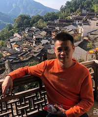 86����ж�����Ů��