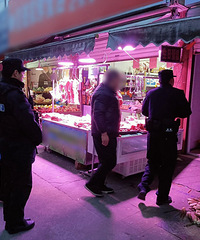 ���ڷż�������ҹ͵9��ţ�⣿��