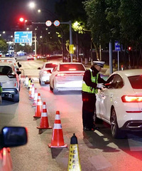 [����]������ �����ϲ���10��Υ����Ϊ��