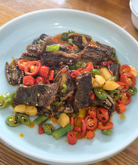 ���˰洨�˹ݣ����ط��޿���С�� �ʺϼ����˿�ζ��