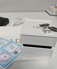 �����ǵĽ�ָ������һ����Ǹ��ĵ�ͼ����