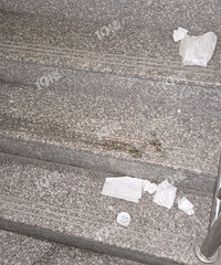 ����ĳС��¥�����ֱ������Ŀ��֮ǰ�һ����ֹ�һ�����ף�