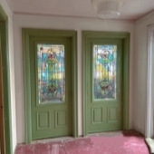 ������ɫľ�ţ�