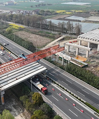 ��������һ���߼ܣ�����ͨ����