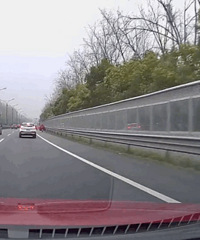 ����·�ϣ�����һ������