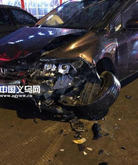 "义乌一男子酒驾怒撞6车 车上还有高龄孕妇"