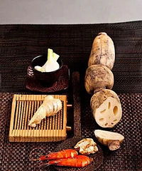 "莲藕这么吃,从头补到脚!美白护肤、抗衰老"