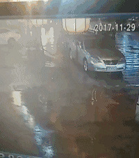 "一脚油门踩下去,七辆车遭殃,肇事车上还坐着一个高龄孕妇..."