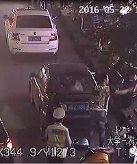 ���ٰ�������С���°ڵ�̯ Ϊ�μ�ʻ֤����12�֣�