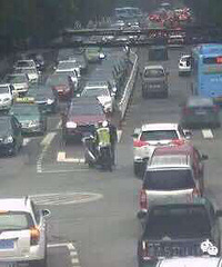 ���ٰ��������������������� С���޼�ʻ֤˫˫������12��