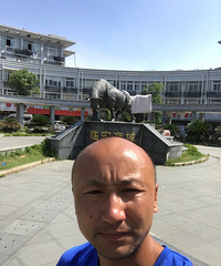 【小金跑现场】第189期 网友反映的临安商城垃圾遍地 已清理